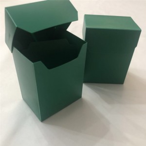Grüne Deckbox aus Kunststoff